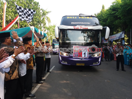 Dua Kloter Jemaah Haji Dilepas Pj Bupati Bojonegoro